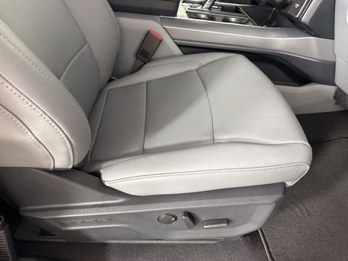 New 2025 Ford F150 Lightning Flash image 23