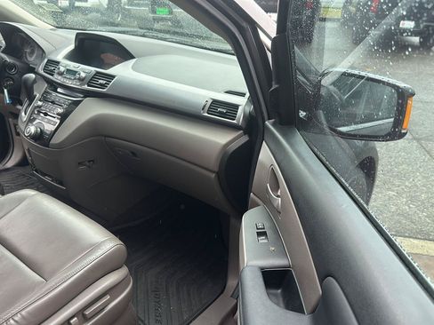 Used 2012 Honda Odyssey Touring Elite image 27