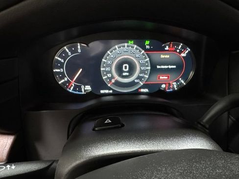 Used 2020 Cadillac Escalade Luxury w/ Escalade Sport Edition AWD/4WD image 20