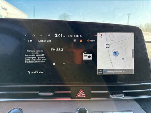 Certified 2023 Hyundai Elantra Limited image 26