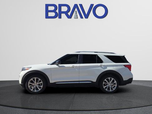 Used 2021 Ford Explorer Platinum w/ Equipment Group 601A AWD/4WD image 6