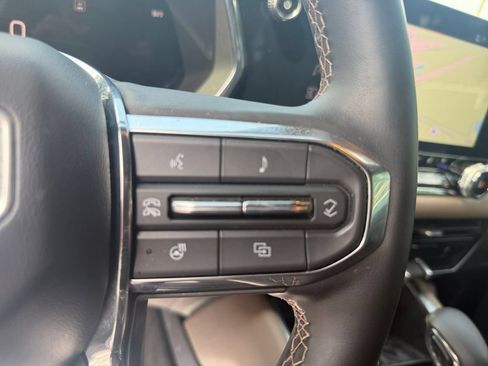 Used 2023 GMC Canyon Denali AWD/4WD image 32