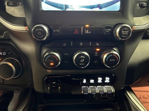 Used 2022 RAM 1500 Big Horn AWD/4WD image 19