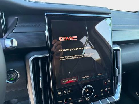 New 2026 GMC Acadia Elevation image 23