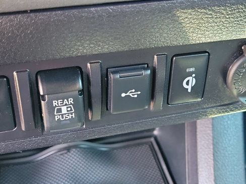 Used 2023 Toyota Tacoma TRD Sport w/ Advanced Technology Package AWD/4WD image 21