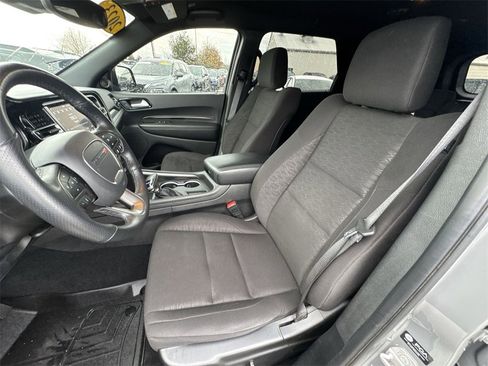Used 2023 Dodge Durango SXT Launch Edition image 11