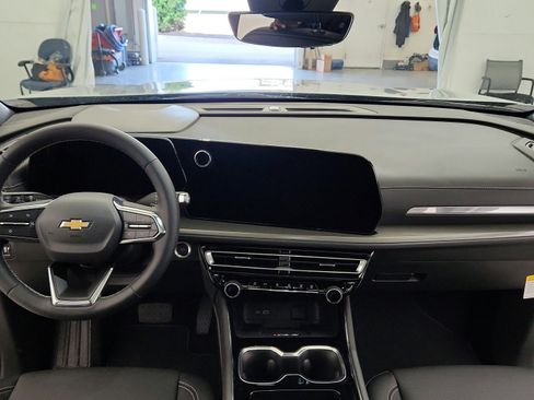 New 2026 Chevrolet Traverse Z71 w/ Driver Confidence Package image 62