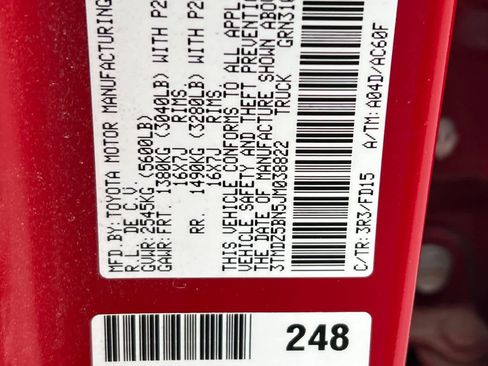 Used 2018 Toyota Tacoma TRD Off-Road image 29