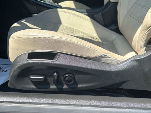 Used 2018 Buick Cascada Premium FWD image 15