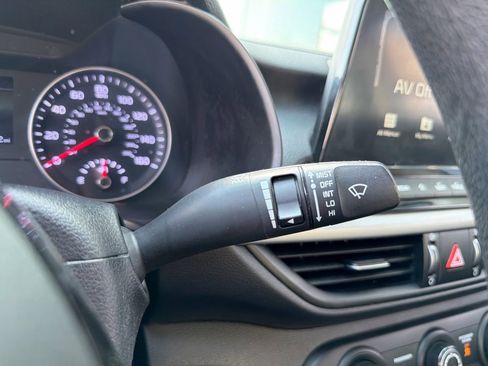 Used 2021 Kia Forte LXS FWD image 27
