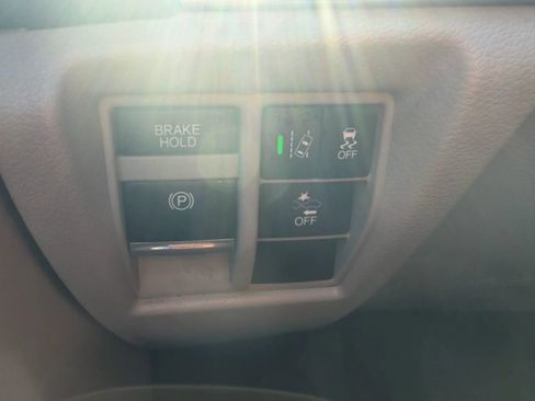 Used 2017 Acura MDX SH-AWD w/ Tech & Entertainment image 17