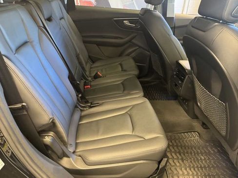Used 2023 Audi Q7 3.0T Premium Plus w/ Premium Plus Package AWD/4WD image 31