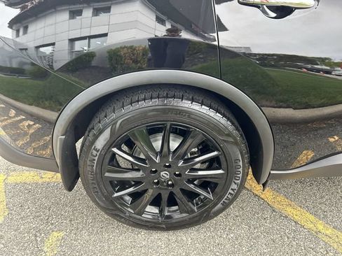 Certified 2023 Nissan Murano SV w/ SV Midnight Edition Package AWD/4WD image 12