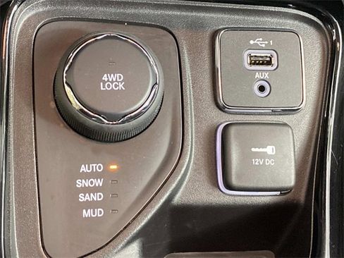 Used 2020 Jeep Compass Latitude image 20