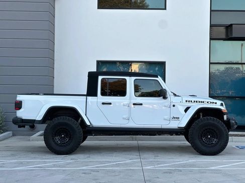 Used 2020 Jeep Gladiator Rubicon AWD/4WD image 4
