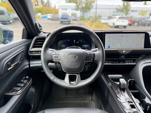Certified 2026 Toyota Crown Platinum AWD/4WD image 24