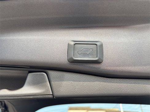 Used 2020 Toyota RAV4 XSE image 36