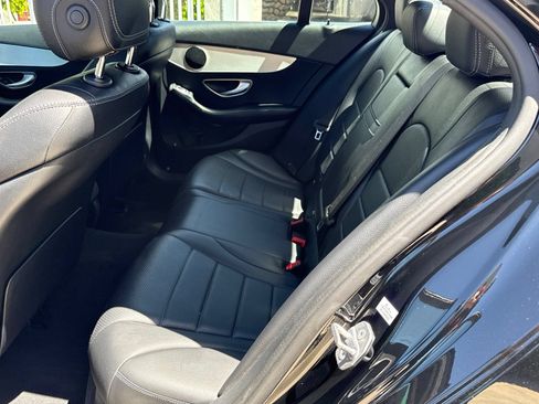 Used 2018 Mercedes-Benz C 300 Sedan image 38