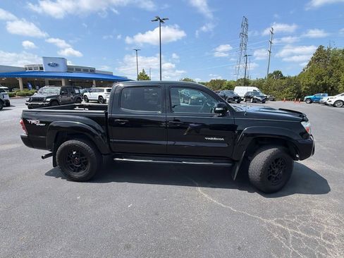 Used 2012 Toyota Tacoma 4x4 Double Cab w/ TRD Sport Pkg image 12