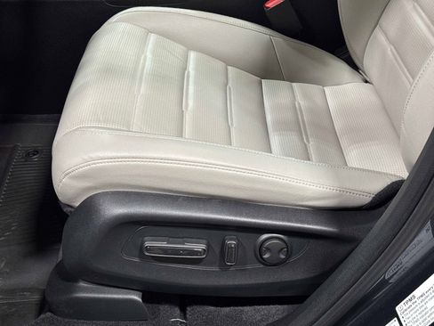 Used 2025 Honda CR-V EX-L image 21