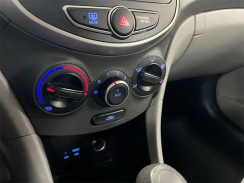 Used 2016 Hyundai Accent SE image 15