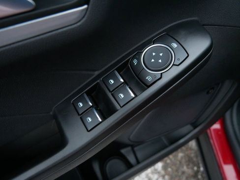 Used 2025 Ford Escape SE w/ PHEV Premium Package image 14