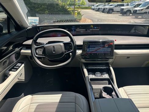 New 2026 Lincoln Nautilus Reserve AWD/4WD image 22