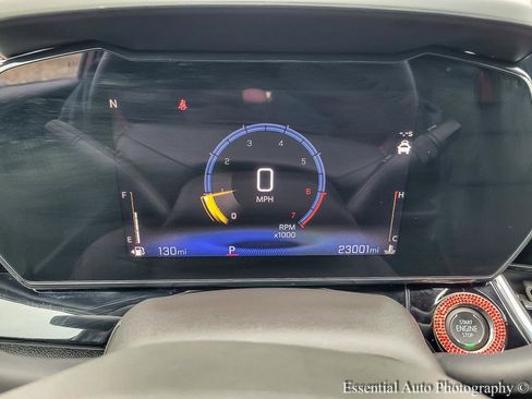 Used 2025 Chevrolet Trax RS w/ Driver Confidence Package image 12