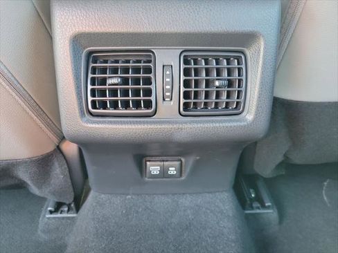 Certified 2025 Toyota Camry SE w/ Convenience Package image 30