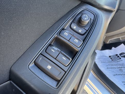 Used 2019 Subaru Impreza 2.0i image 10