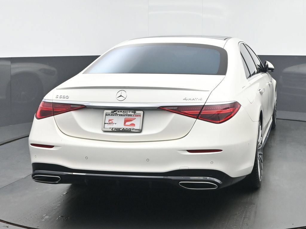 Used 2022 Mercedes-Benz S 580 4MATIC Sedan image 4