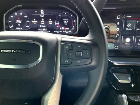 Used 2024 GMC Sierra 2500 Denali w/ Denali Reserve Package image 25