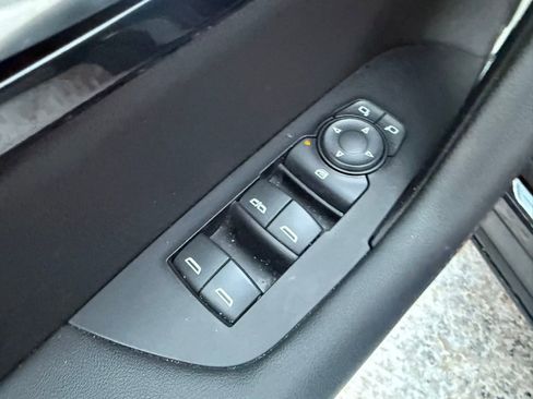 Used 2023 Chevrolet Blazer RS w/ Enhanced Convenience Package image 18