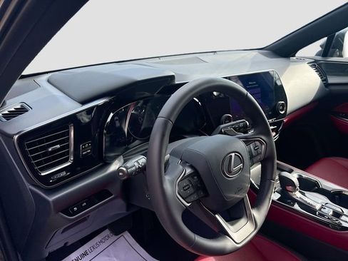 Used 2025 Lexus NX 250 FWD w/ Towing Package (2000 Lbs) image 25