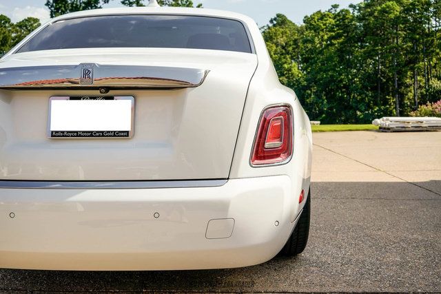 Used 2020 Rolls-Royce Phantom Sedan RWD image 64