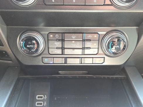 Used 2019 Ford F150 Limited AWD/4WD image 30