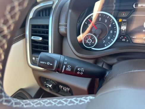 New 2026 RAM 1500 Laramie AWD/4WD image 16