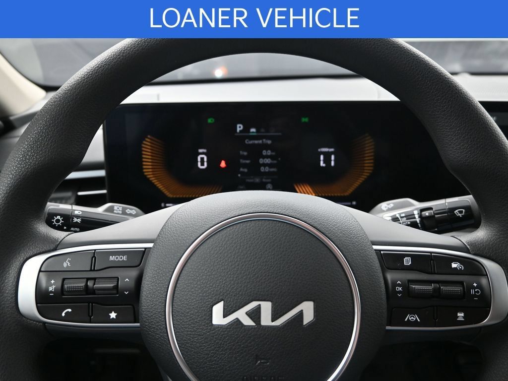 New 2026 Kia K5 LXS FWD image 14