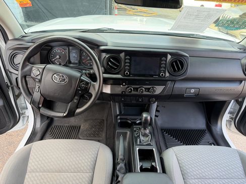 Used 2022 Toyota Tacoma SR RWD image 14