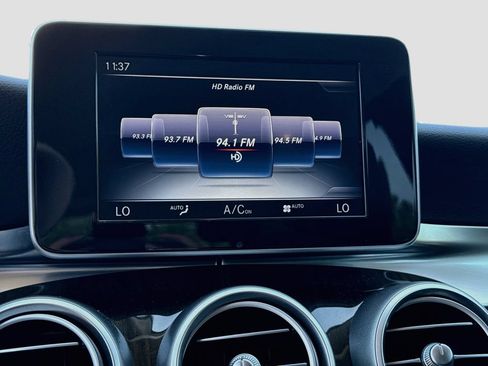 Used 2017 Mercedes-Benz GLC 300 image 29