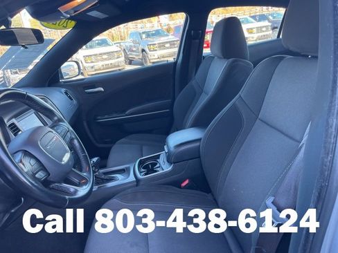 Used 2022 Dodge Charger SXT image 8