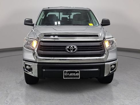 Used 2014 Toyota Tundra SR5 w/ SR5 Upgrade Package RWD image 3