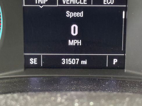 Used 2025 Chevrolet Malibu LT image 21