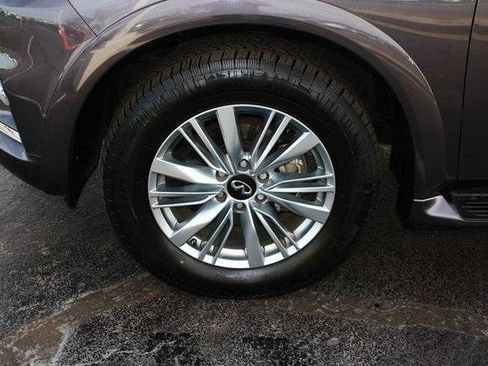 Used 2024 INFINITI QX80 Luxe image 2