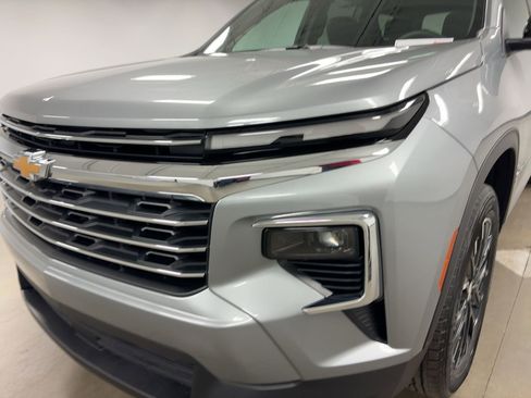 New 2026 Chevrolet Traverse LT w/ Sun and Wheel Package image 11