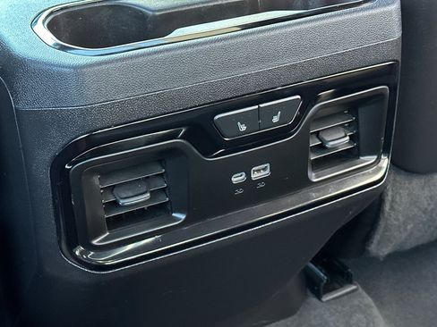 Used 2022 GMC Sierra 1500 AT4X AWD/4WD image 15