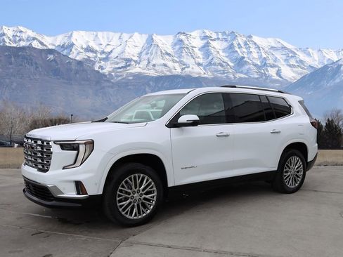 New 2026 GMC Acadia Denali AWD/4WD image 2