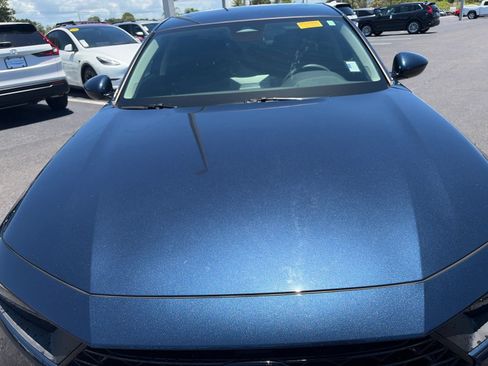 Used 2024 Honda Accord EX image 19