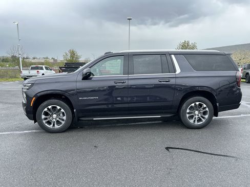 New 2026 Chevrolet Suburban LS w/ Max Trailering Package AWD/4WD image 4