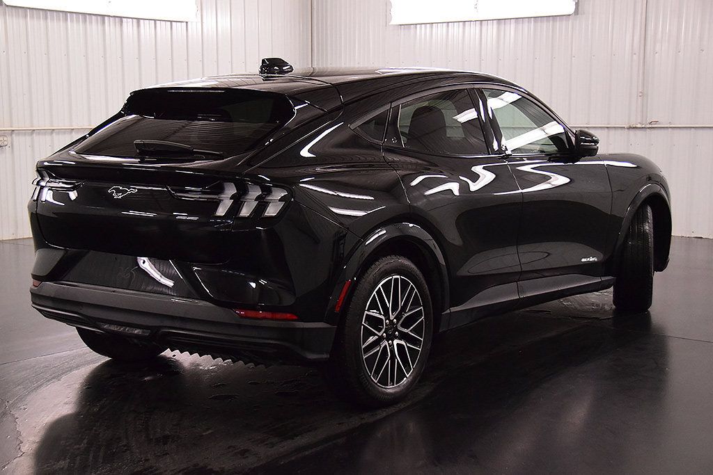 Used 2025 Ford Mustang Mach-E Premium AWD/4WD image 8